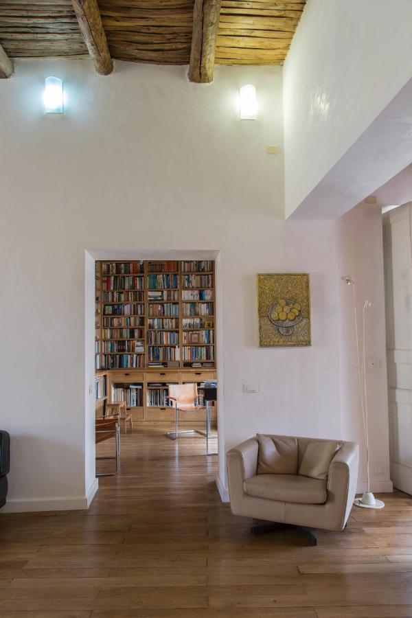 La Casa Nel Cuore Della Citta Apartamento Nápoles Exterior foto